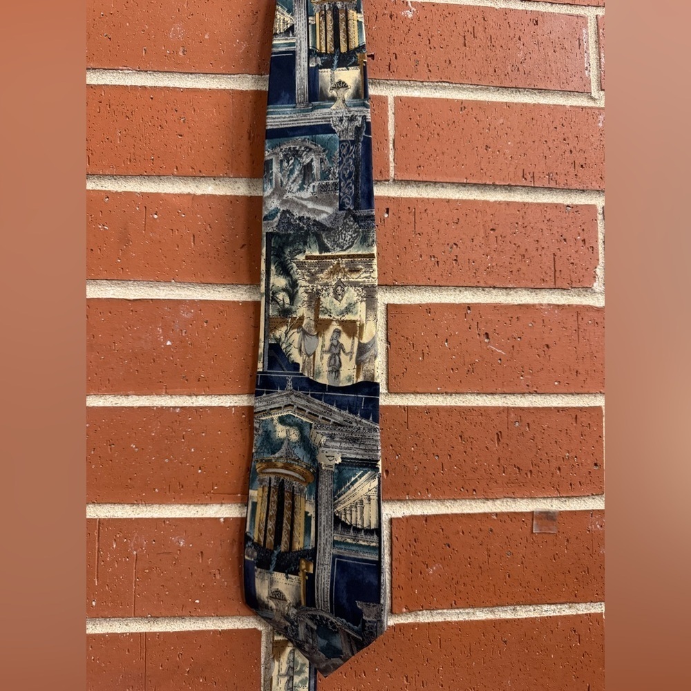 UNICEF Pompeii Frescoes Art Tie — Ancient Roman Print Necktie